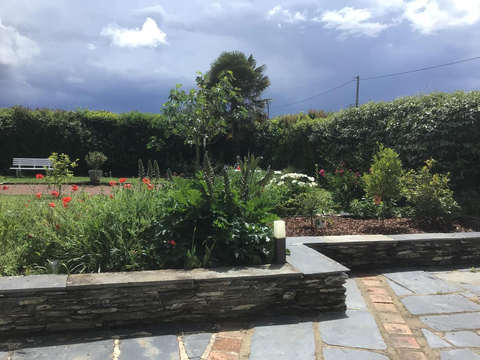 Bed and Breakfast Lorali Blaison-Saint-Sulpice Екстер'єр фото